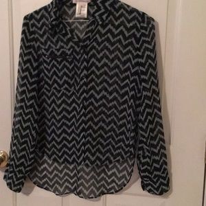 BCBG hi-low chevron blouse (s)